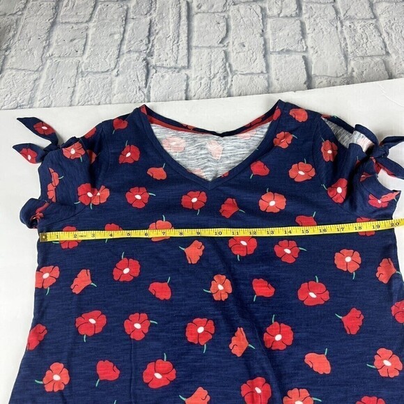 St John's Bay Navy Floral Blouse M Cold Shoulder , ￼ Shoulder Ties￼ Short Sleeve - Picture 8 of 10